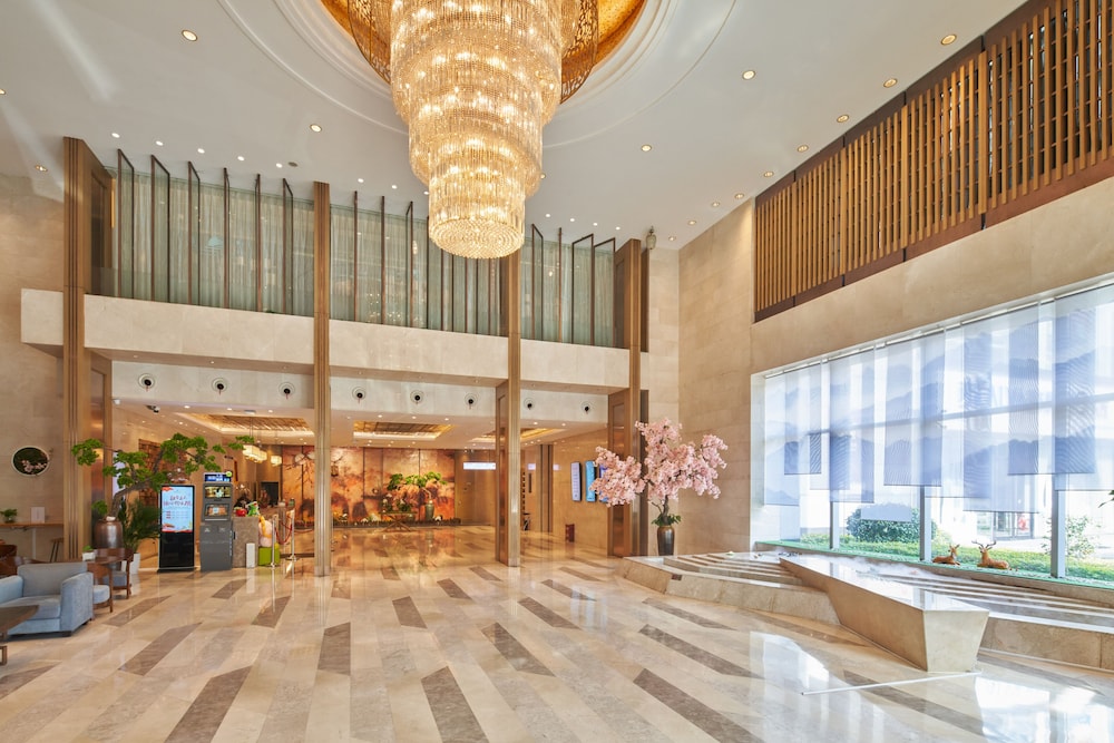 Grandskylight Hotel 13/50