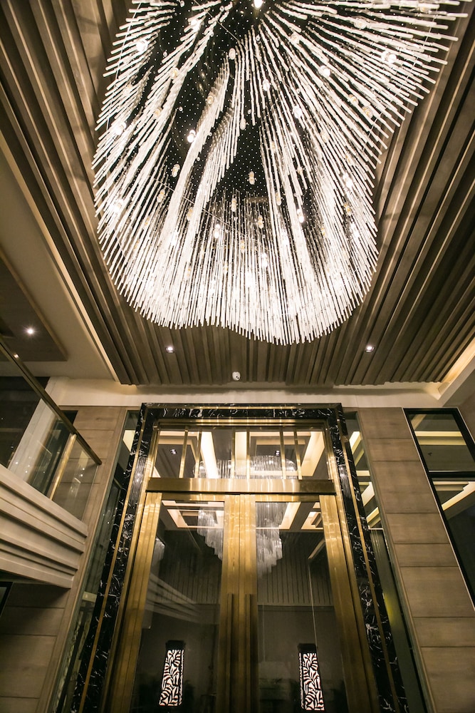 Arte Hotel 35/75