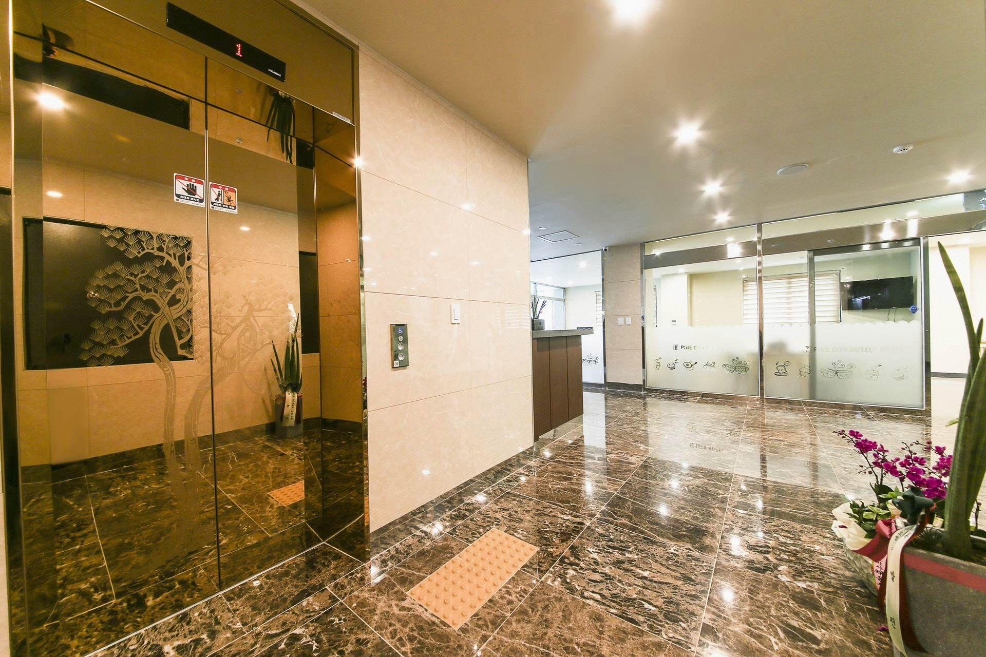 Gangneung Pine City Hotel 22/40