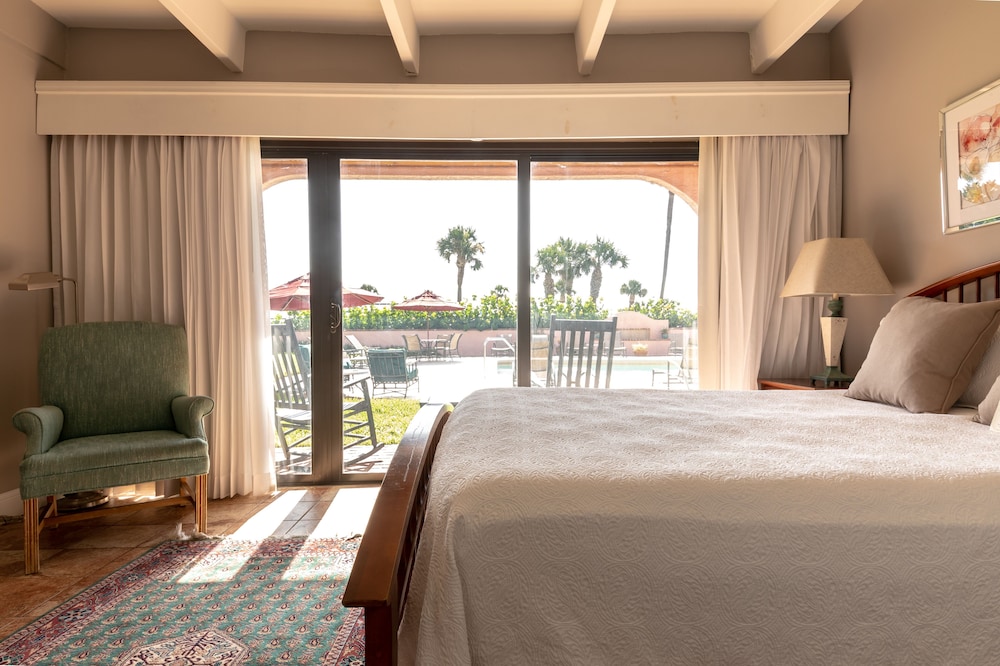 INN AT COCOA BEACH 13/35