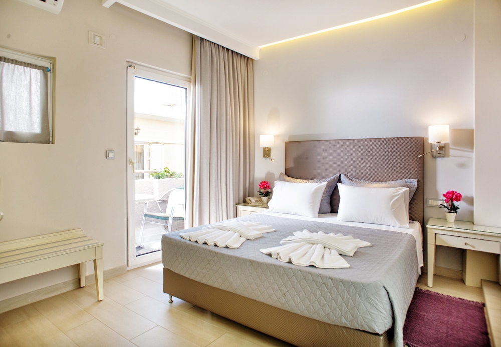 HOTEL IDEON CHANIA 30/68