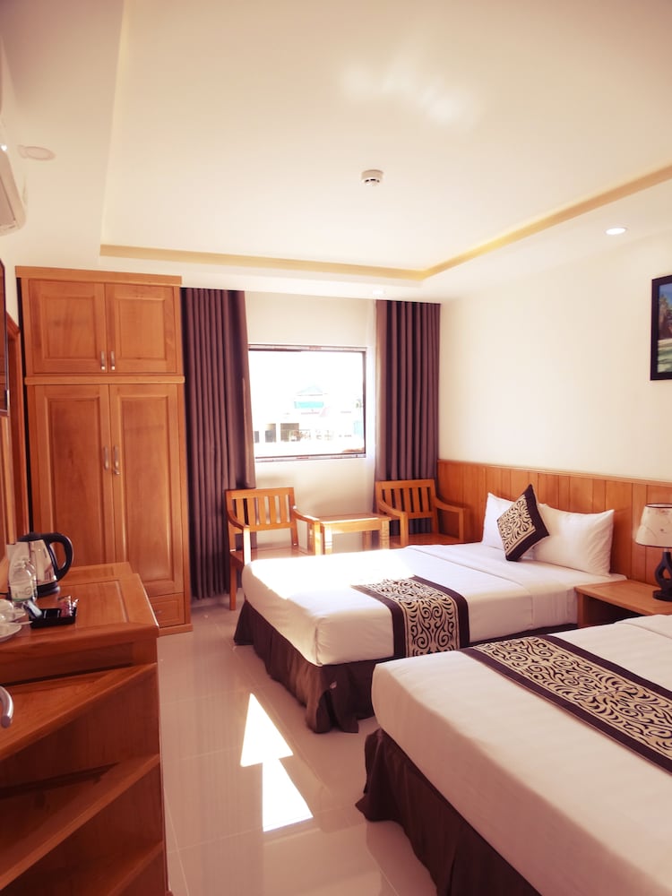 Royal Hotel Nha Trang 35/55