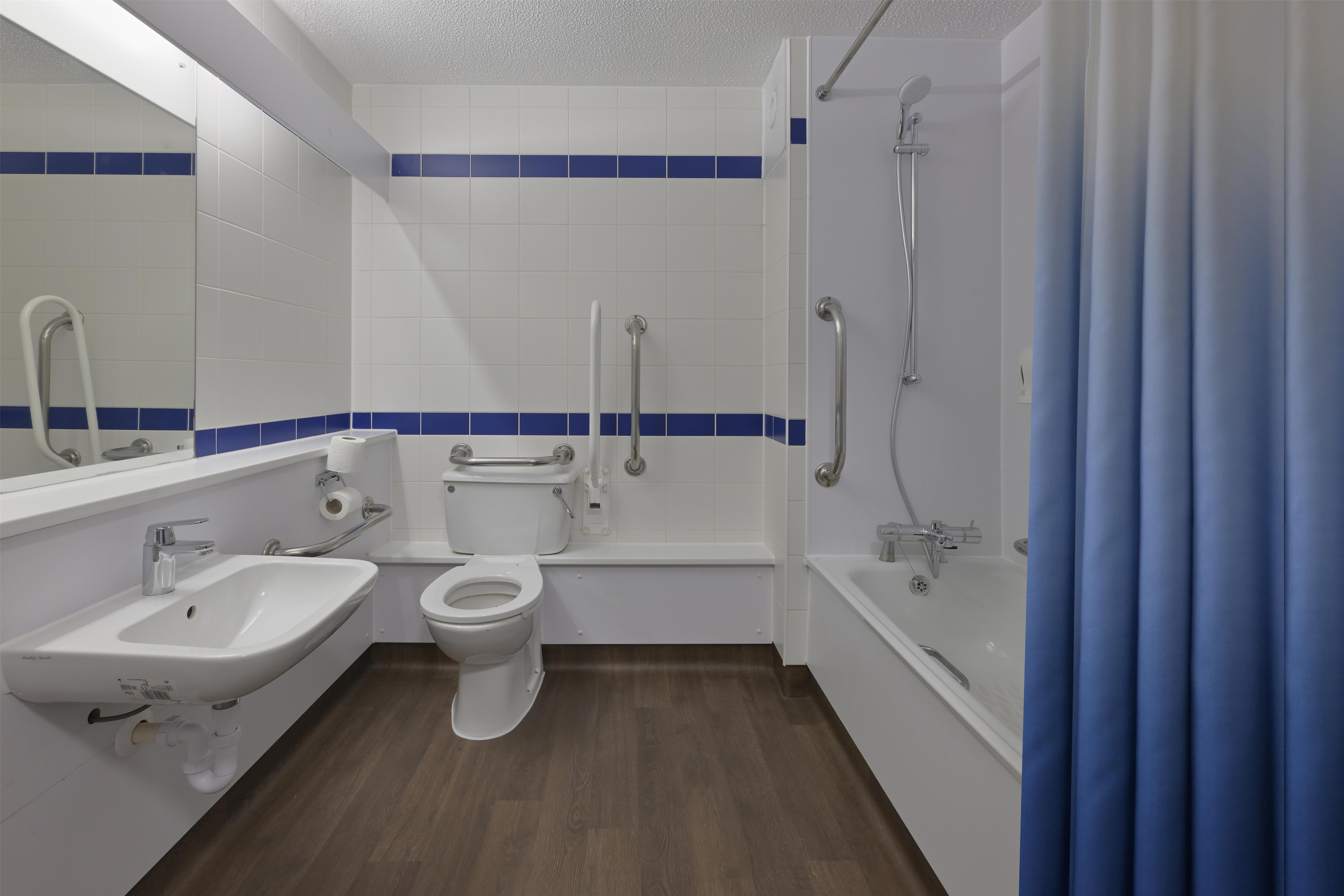 Travelodge Newbury Tot Hill 26/27