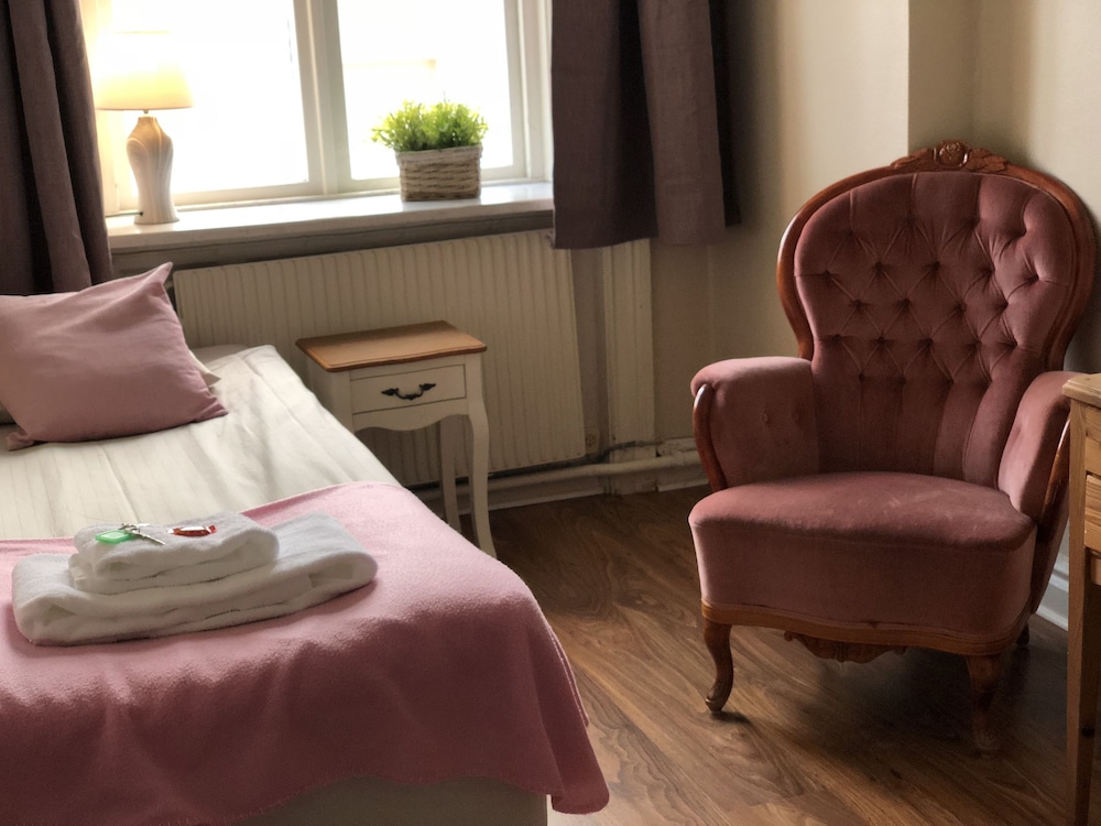 Järnvägshotellet 10/41