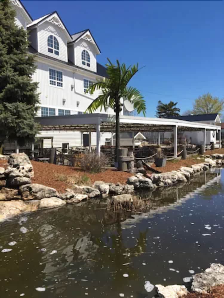 Seacliffe Inn 38/50