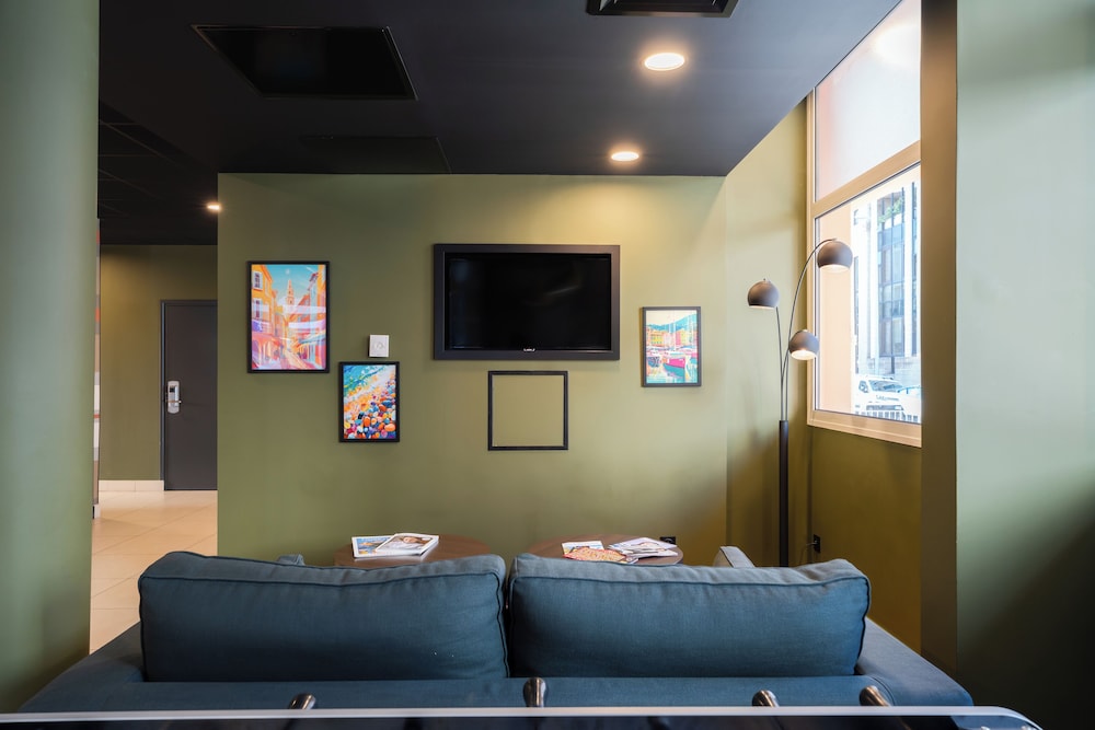 lounge