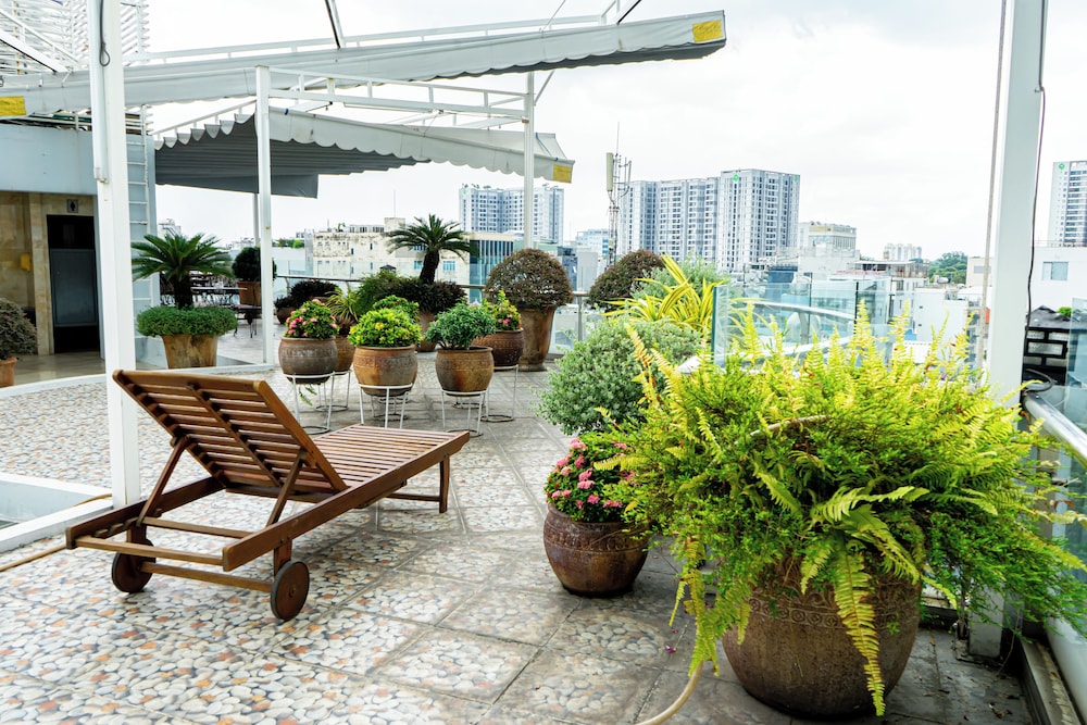 Ciao Saigon Hotel Spa 66/72
