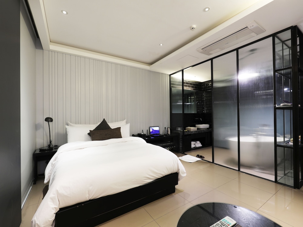 Hotel Amare Incheon Ongnyeon 11/49