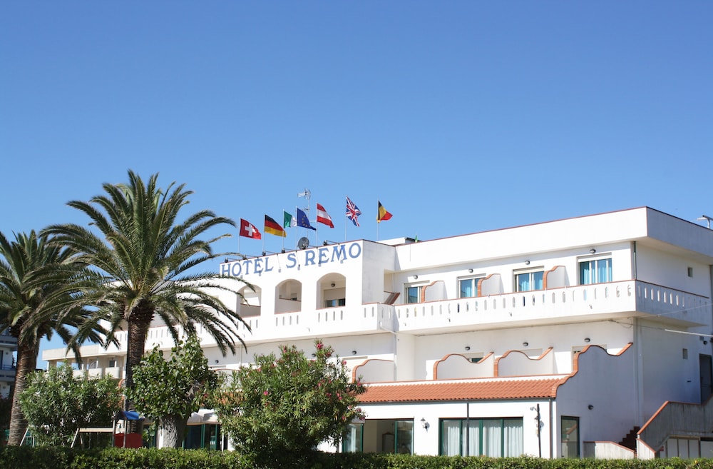 HOTEL SAN REMO 1/31