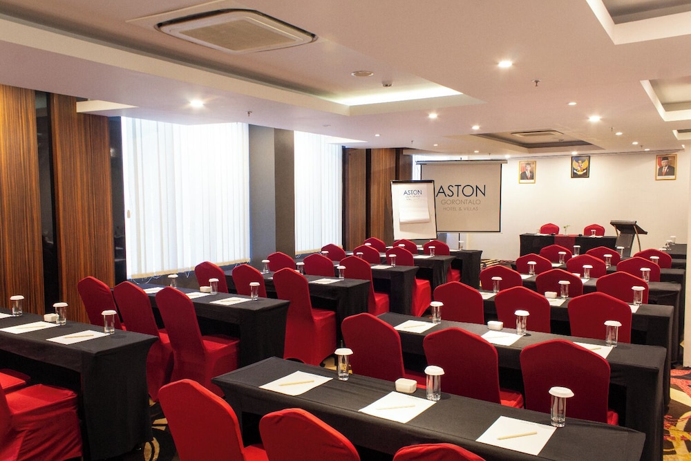 Aston Gorontalo Hotel & Convention Center 45/61