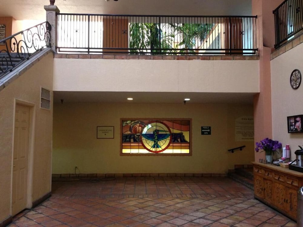 Barcelona Suites 7/46