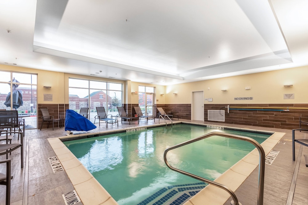 Fairfield Inn & Suites by Marriott Dallas DFW Airport North Coppell Grapevine 18/39