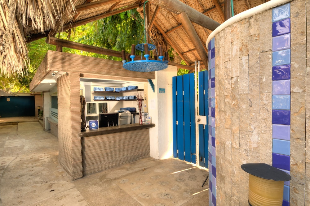 Hotel Santorini Express y Cabanas 19/81