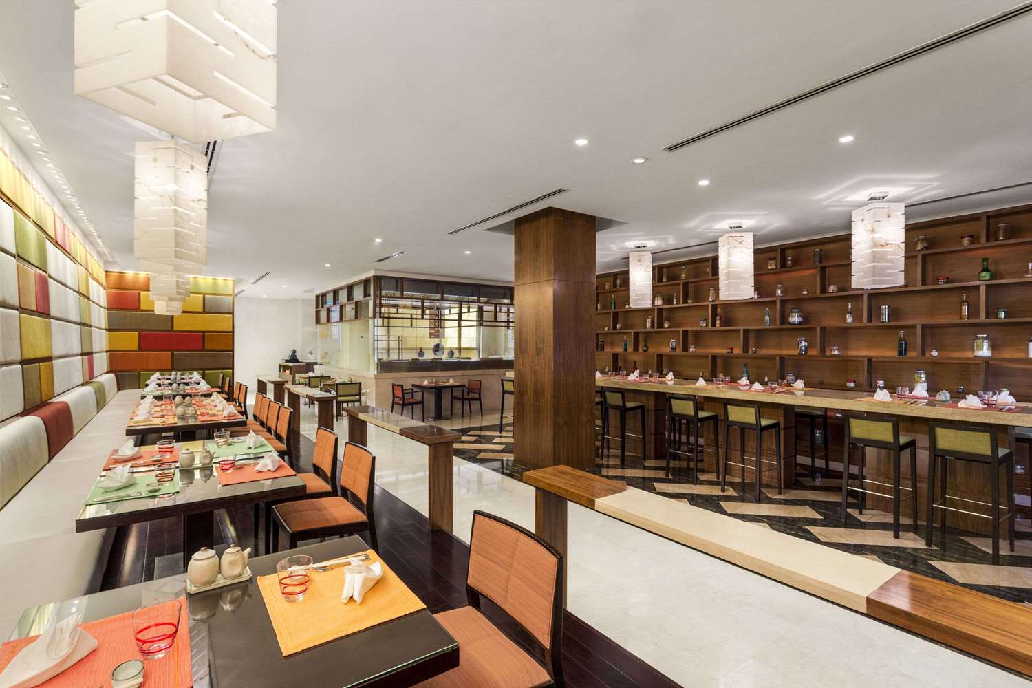 restaurant cafeteria
