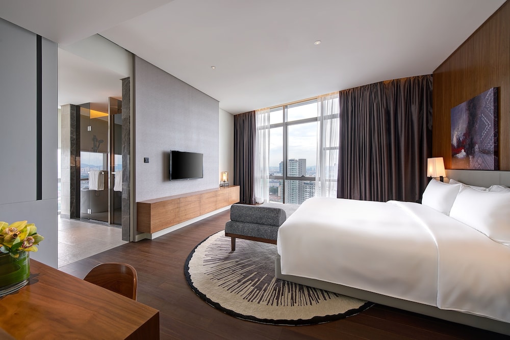 Le Meridien Petaling Jaya (ex New World Petaling Jaya) 5/75