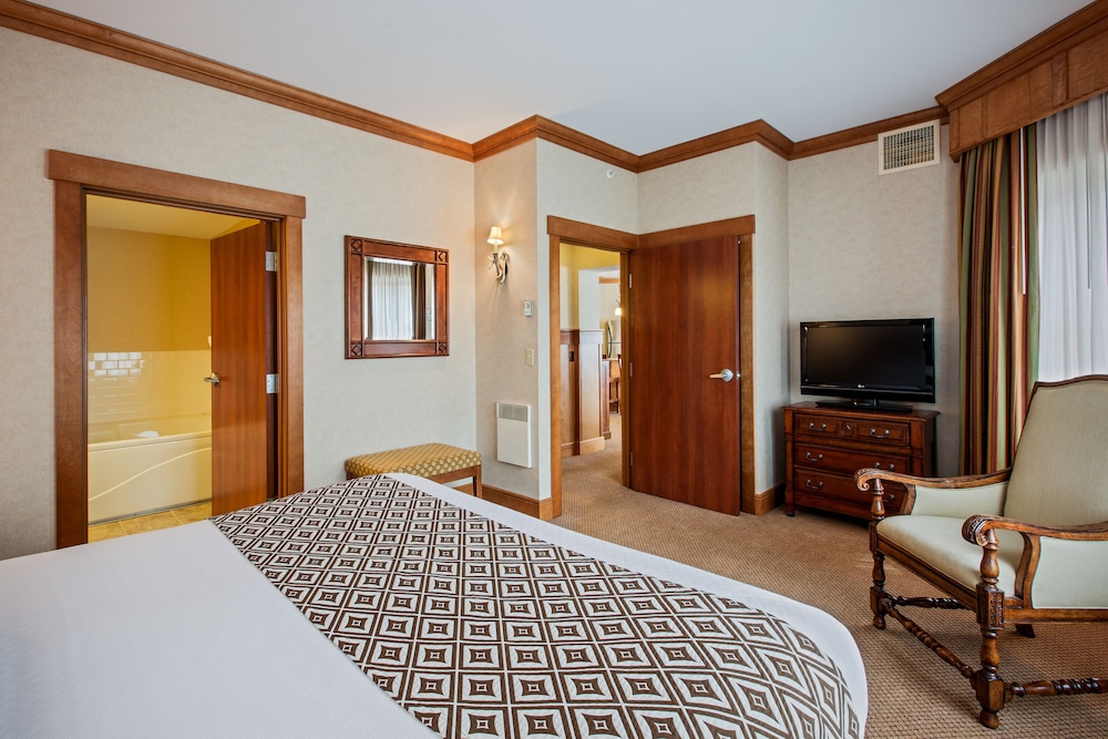 Crowne Plaza Lake Placid 13/67