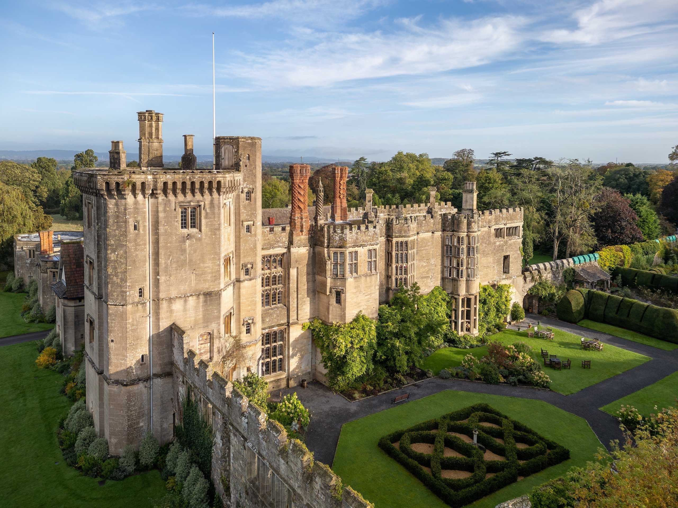 Thornbury Castle 24/24