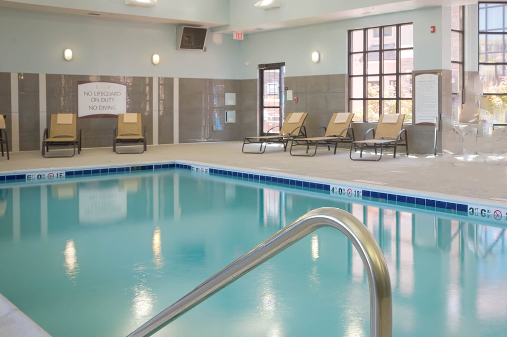 Staybridge Suites Toledo - Maumee 3/72