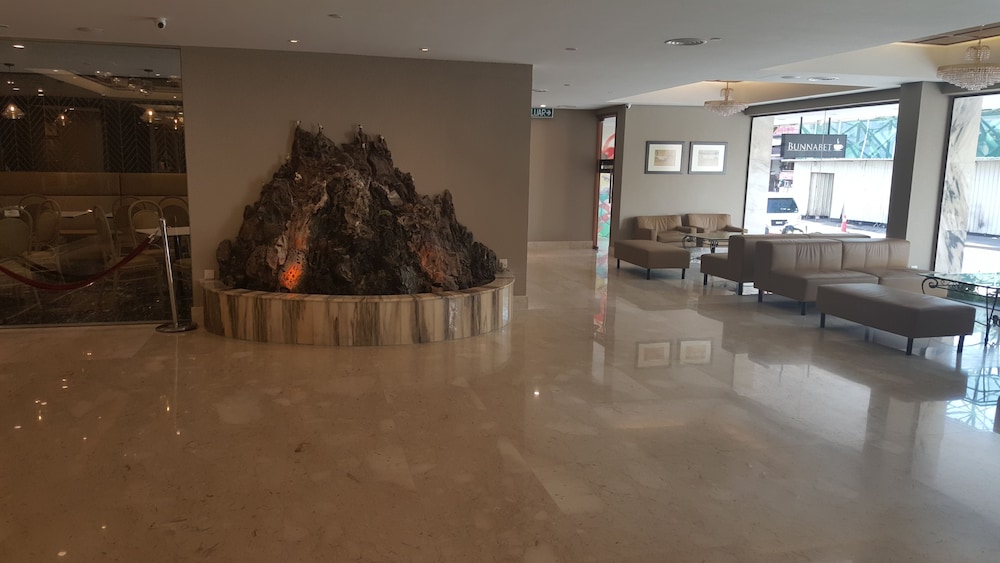 HOTEL MALAYSIA 30/45