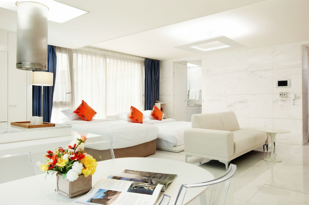 Shin Shin Hotel Jeju Ocean 46/58