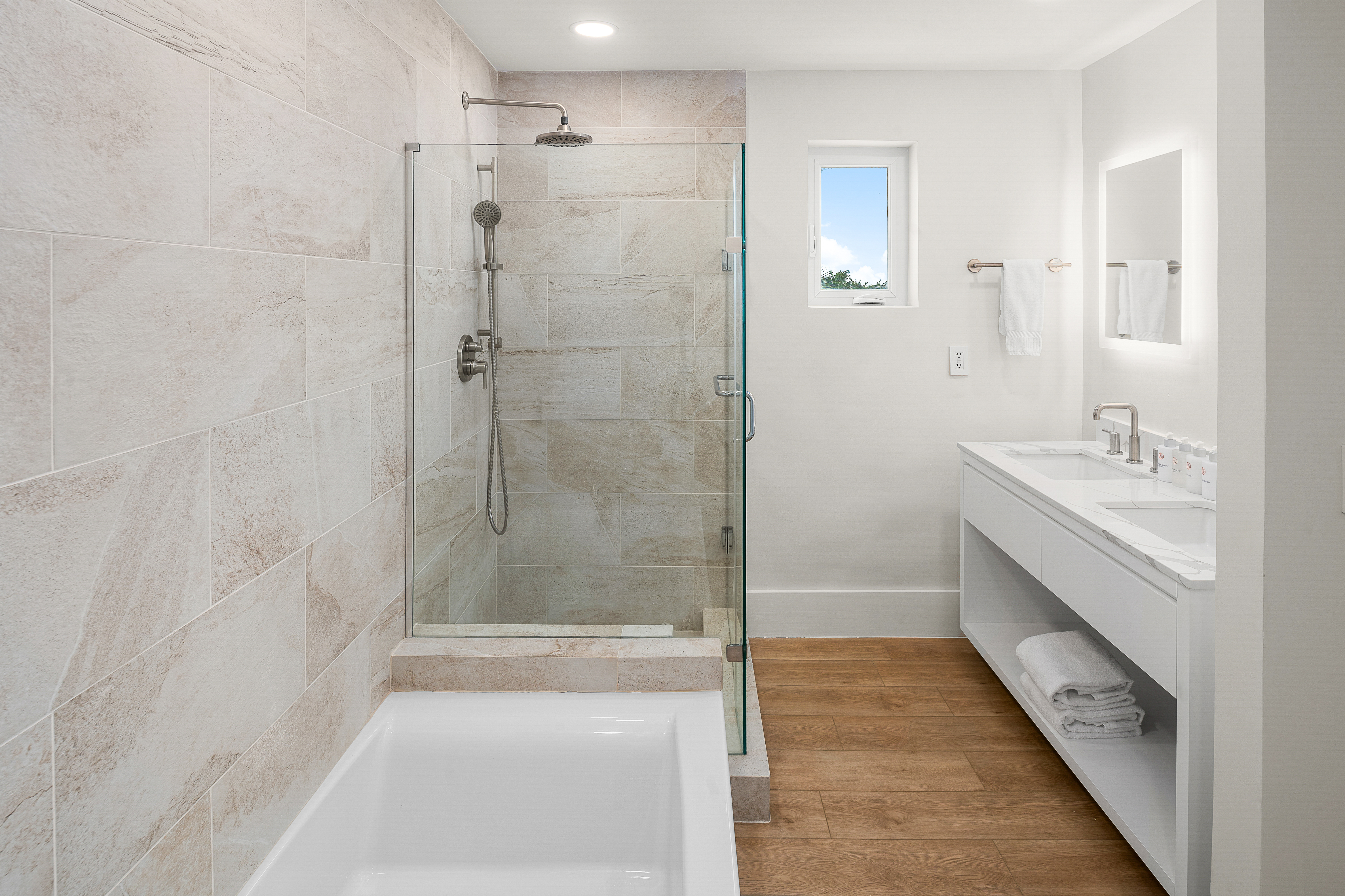 1 Bedroom, Garden, Deluxe, Suite