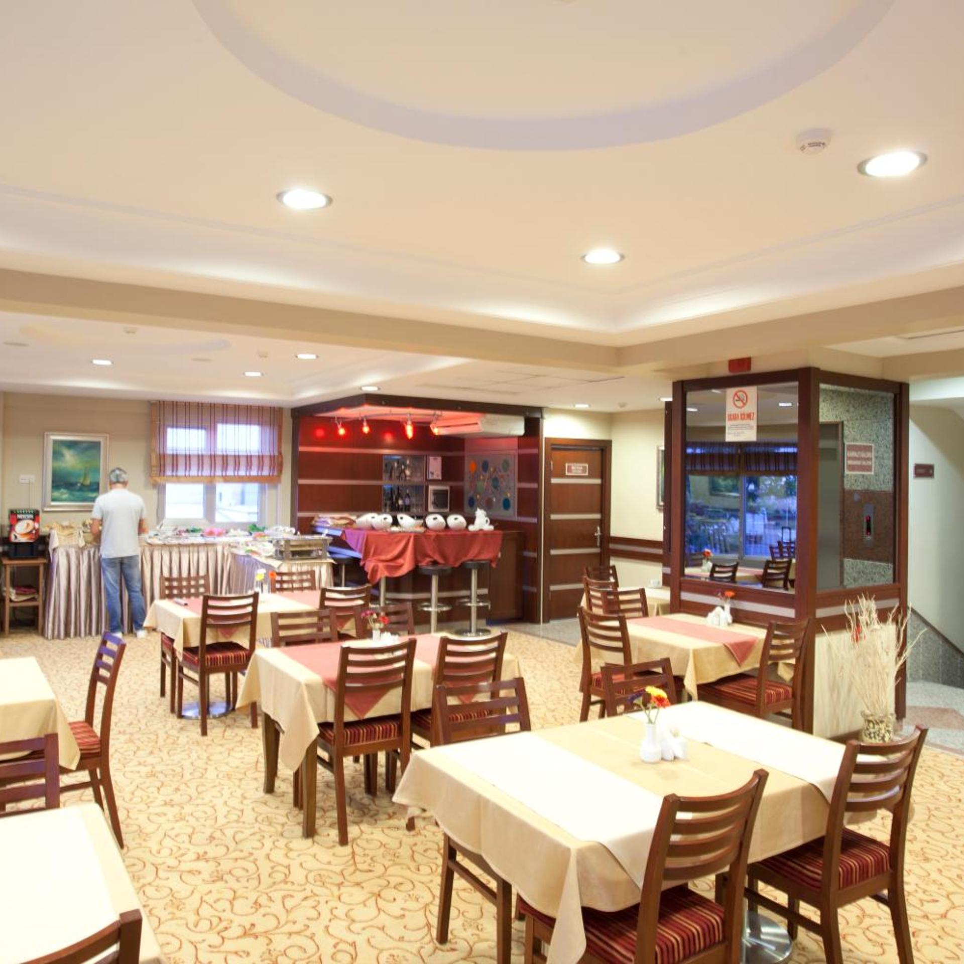 Hotel Sefa 2 22/30