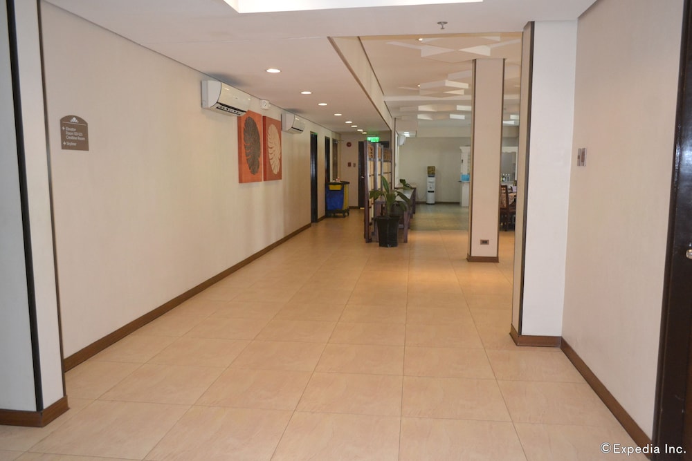 Microtel by Wyndham General Santos 14/29