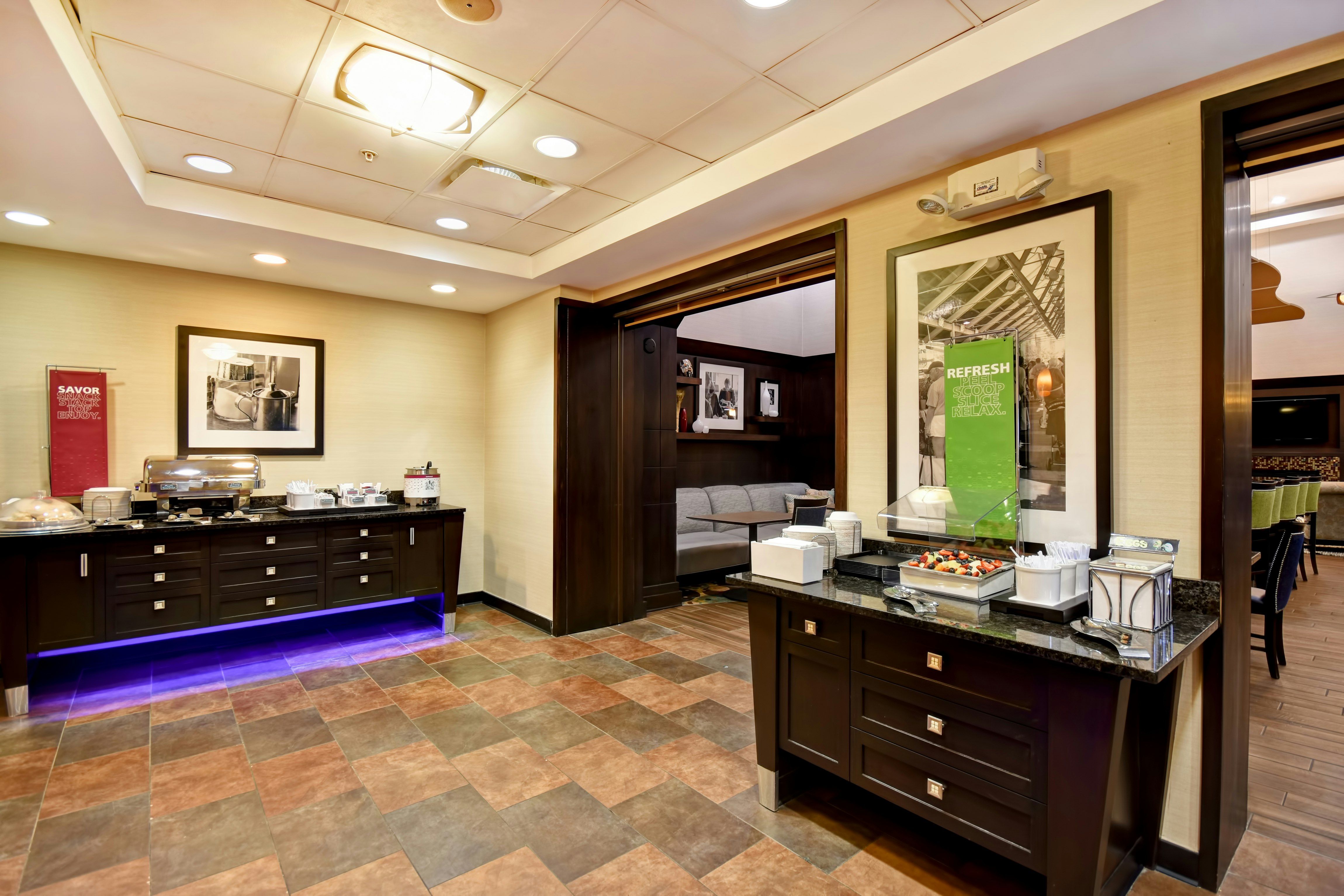 Hampton Inn Suites Detroit Canton 12/89