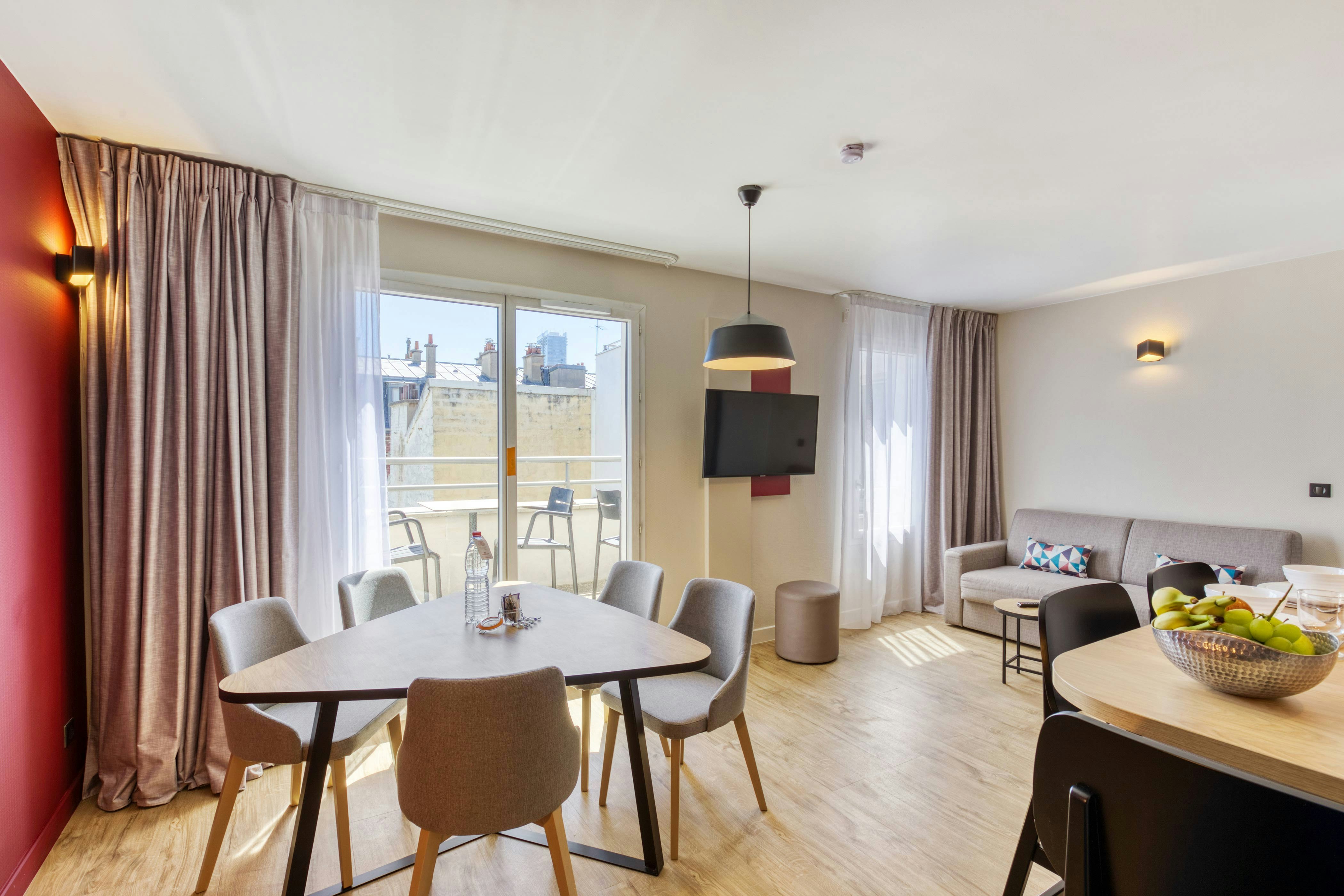 Appart City Confort Paris Clichy Mairie 58/76