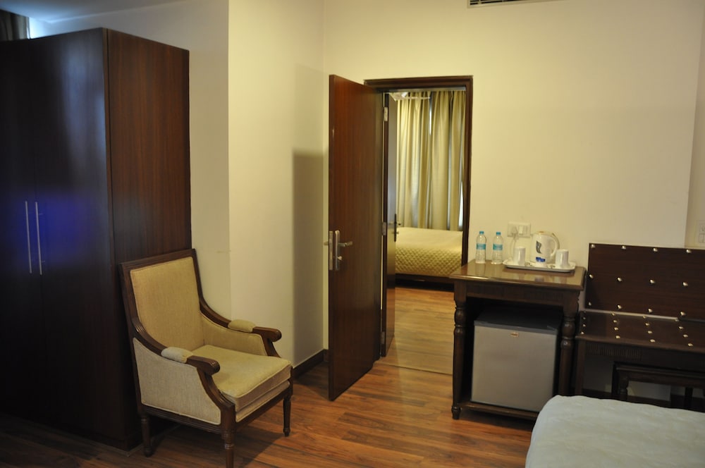 Amara Hotel 44/50