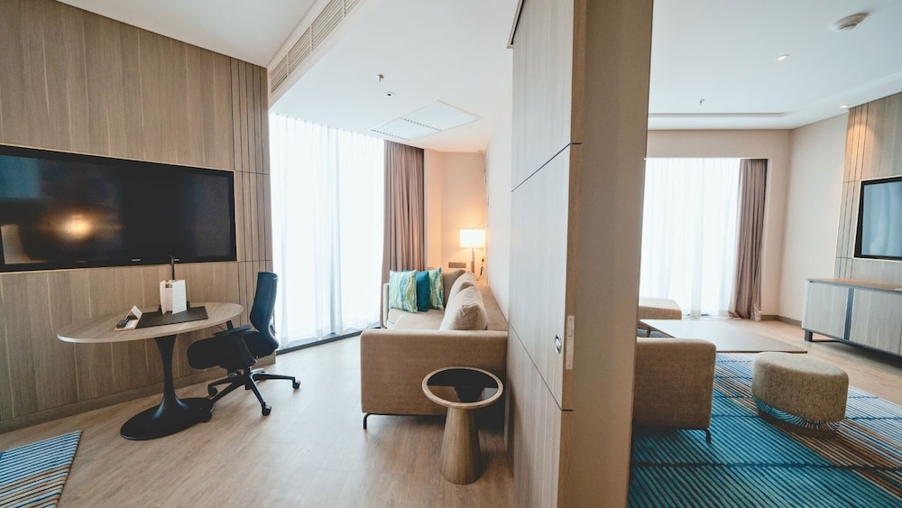 Courtyard Setia Alam 41/60