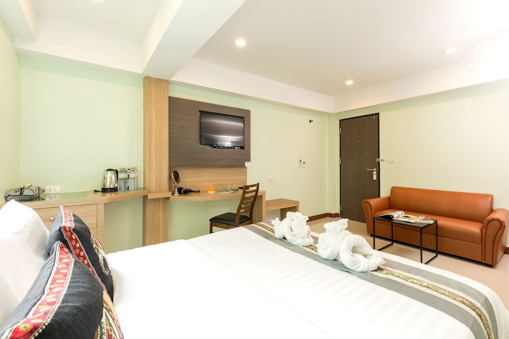 RoomQuest Suvarnabhumi Airport Rom Klao 5/55