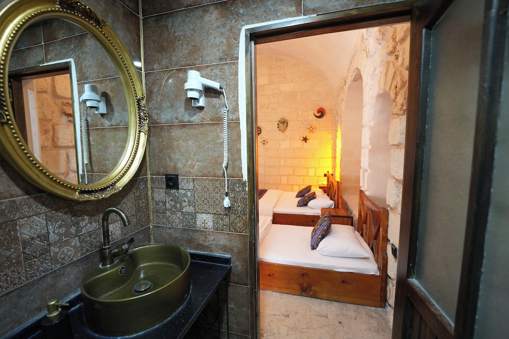 Sikeft Butik Otel 50/50