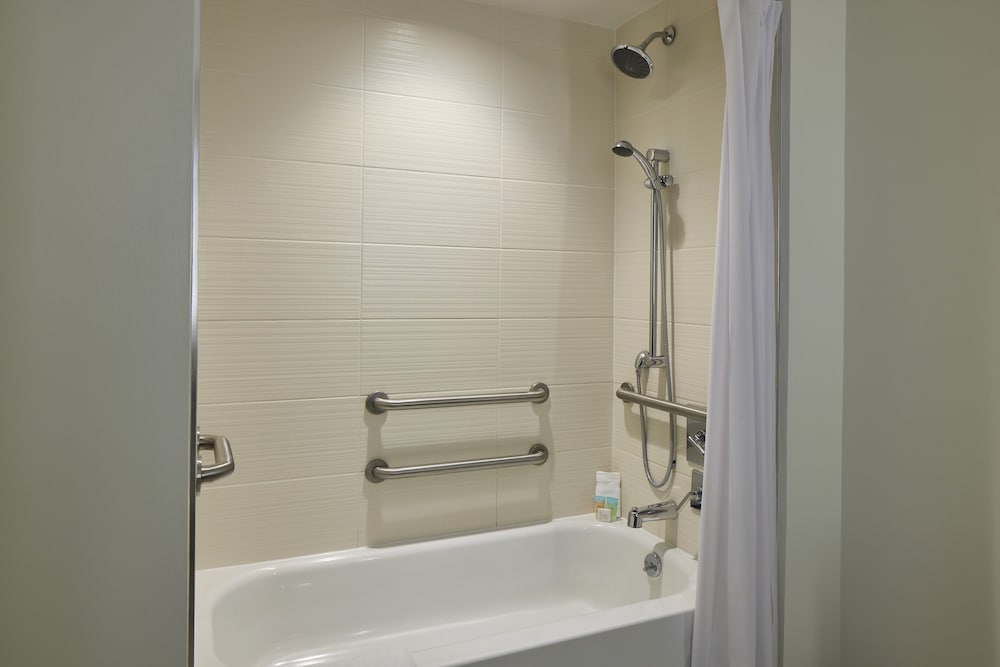 Ohio University Inn Conference Center 60/60