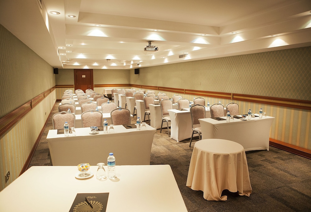 Bilek Hotel Istanbul 56/59