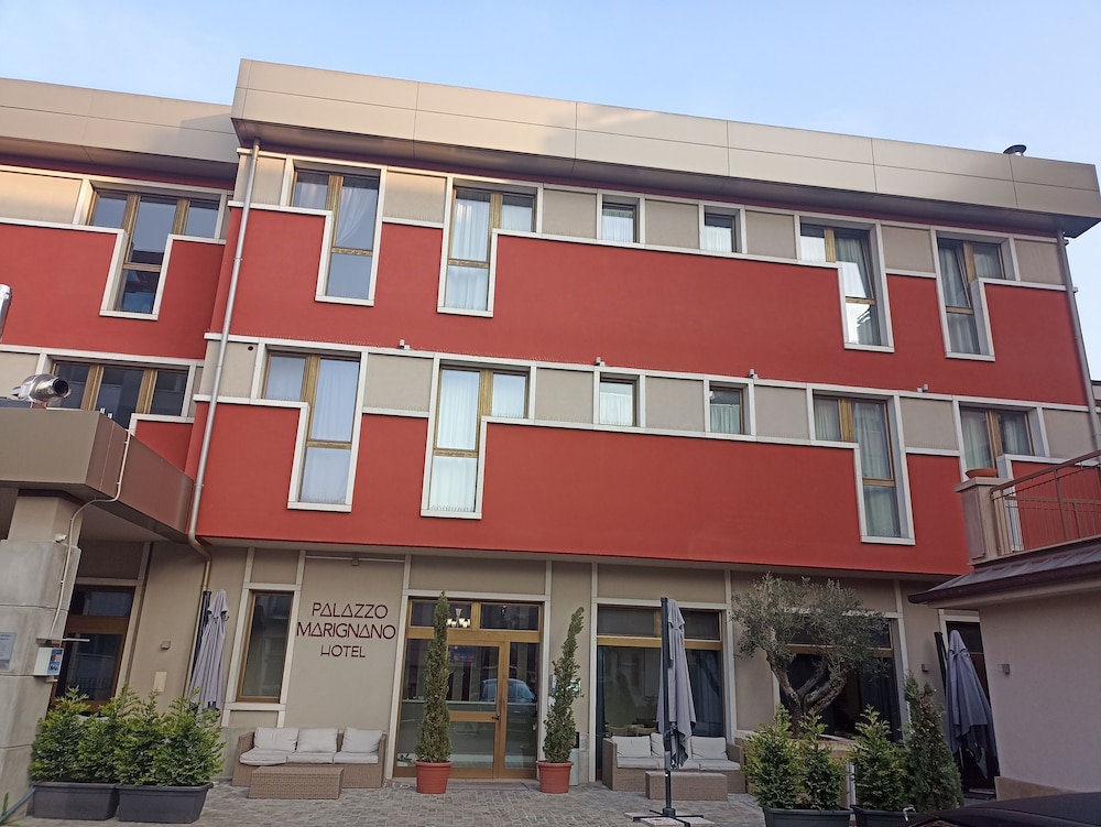 Palazzo Marignano Hotel 3/46