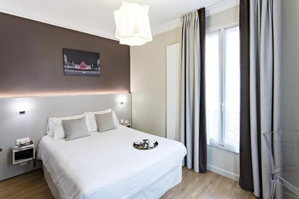 MODERN HOTEL 25/51