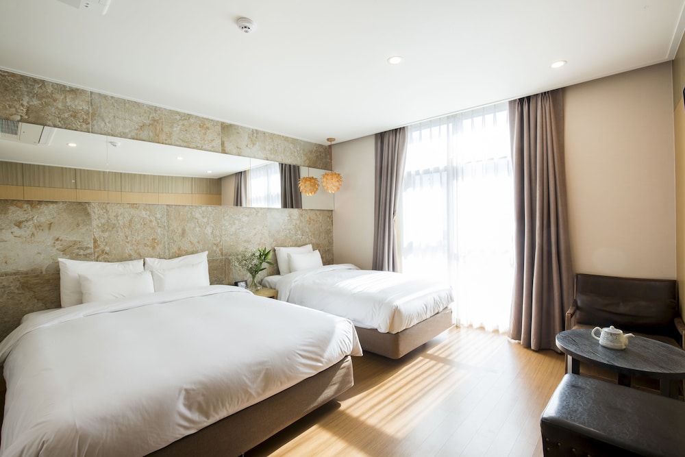 Hotel Nafore 15/67