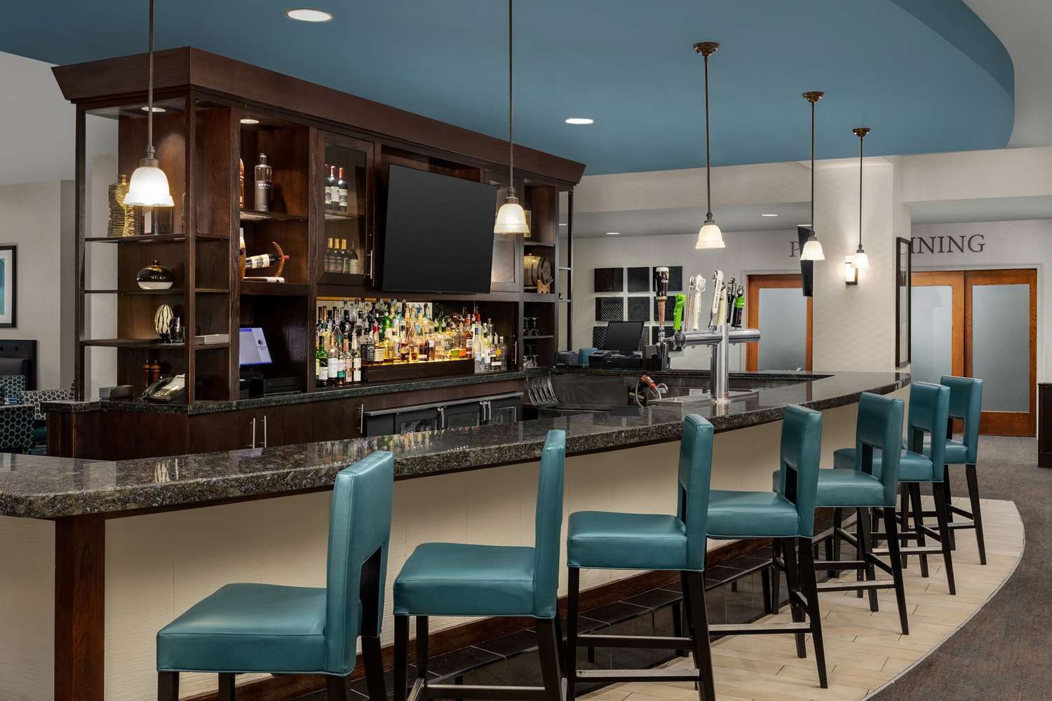 restaurant cafeteria