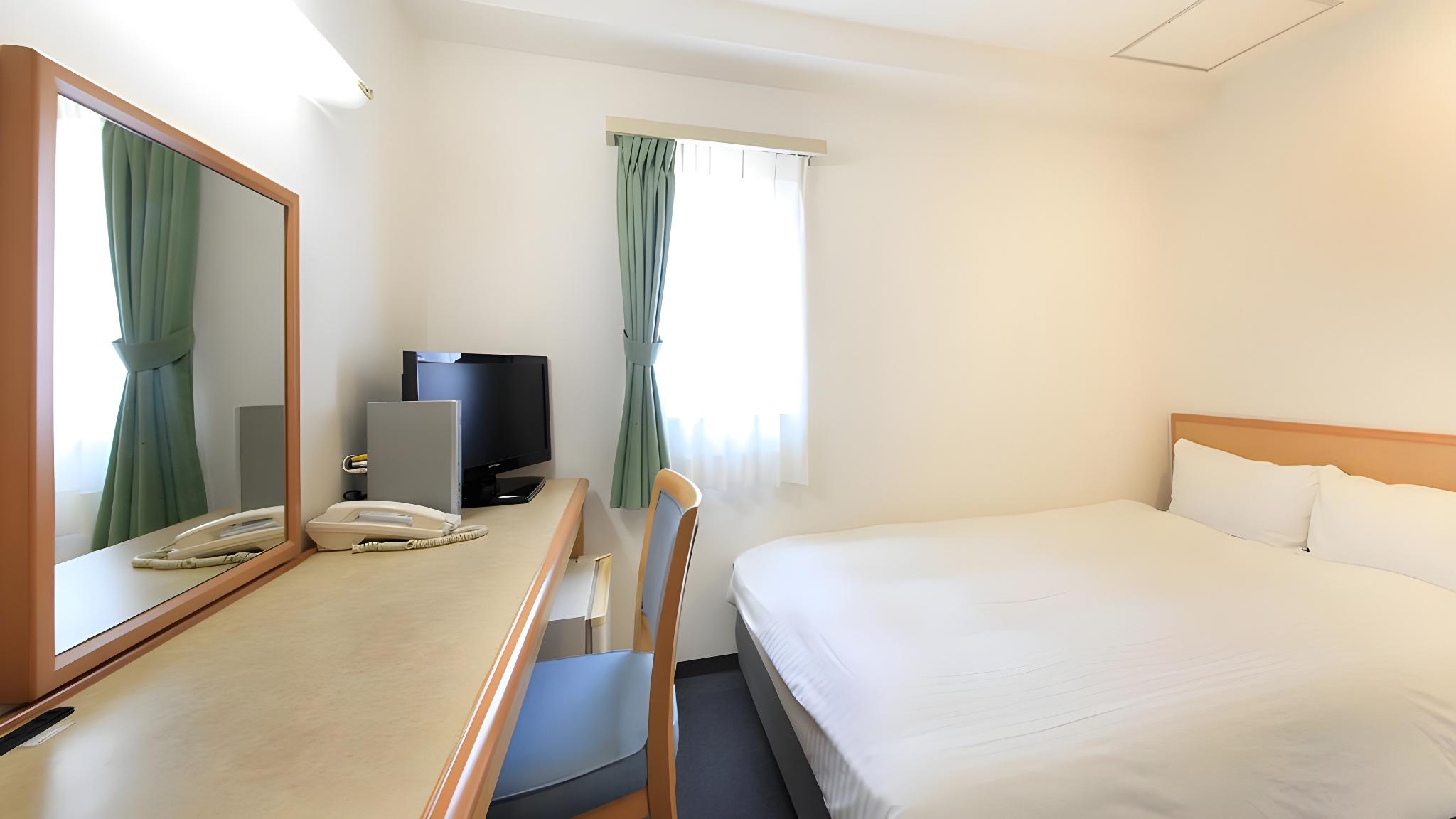 ROOM, SEMI DOUBLE BED, SMOKING