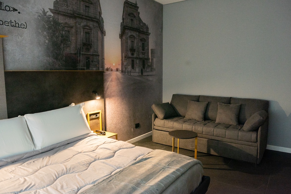 Alma Hotel 32/49
