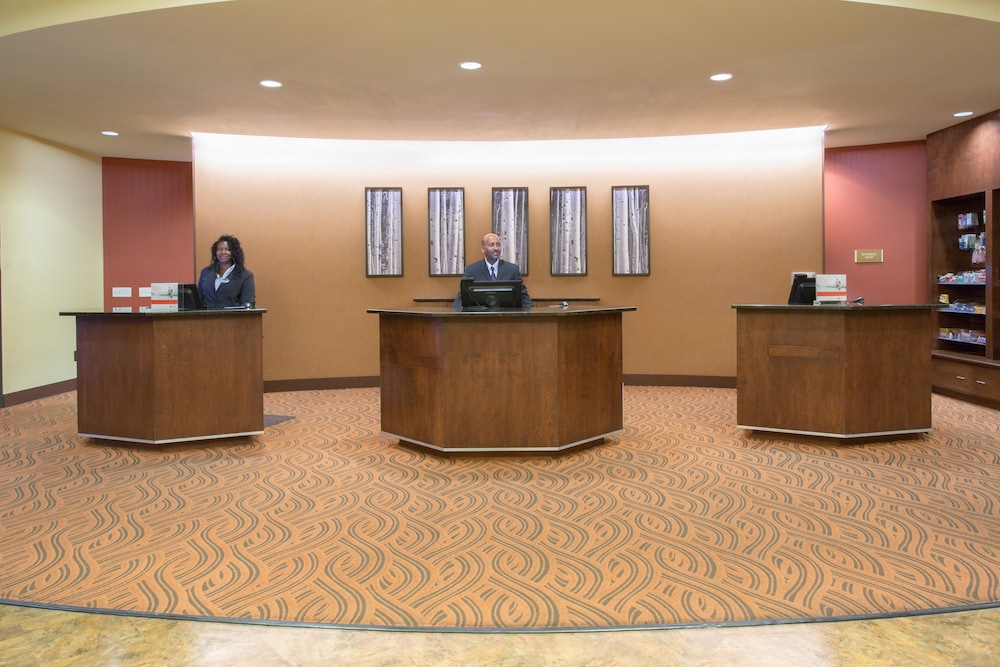 Crowne Plaza Denver Airport Convention Ctr, an Ihg Hotel 7/41