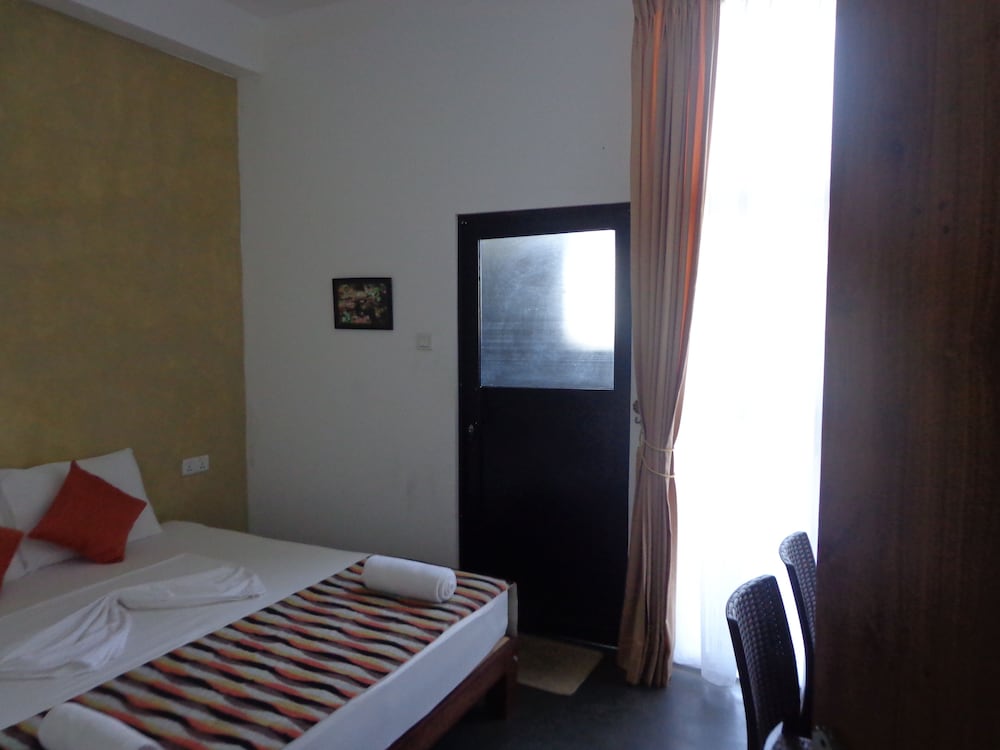 Hotel Star White Negombo 9/50