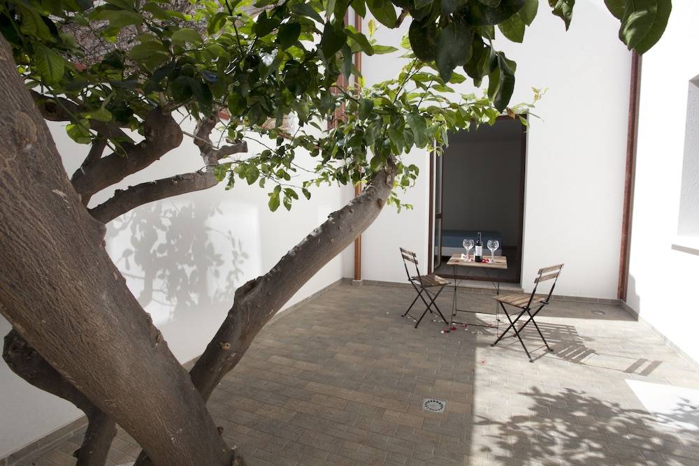 Perla Gaia Hotel 45/49
