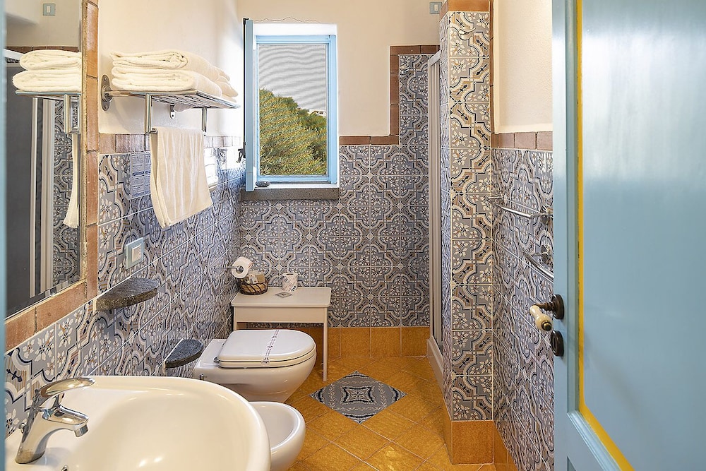 Hotel Mamma Santina 44/50