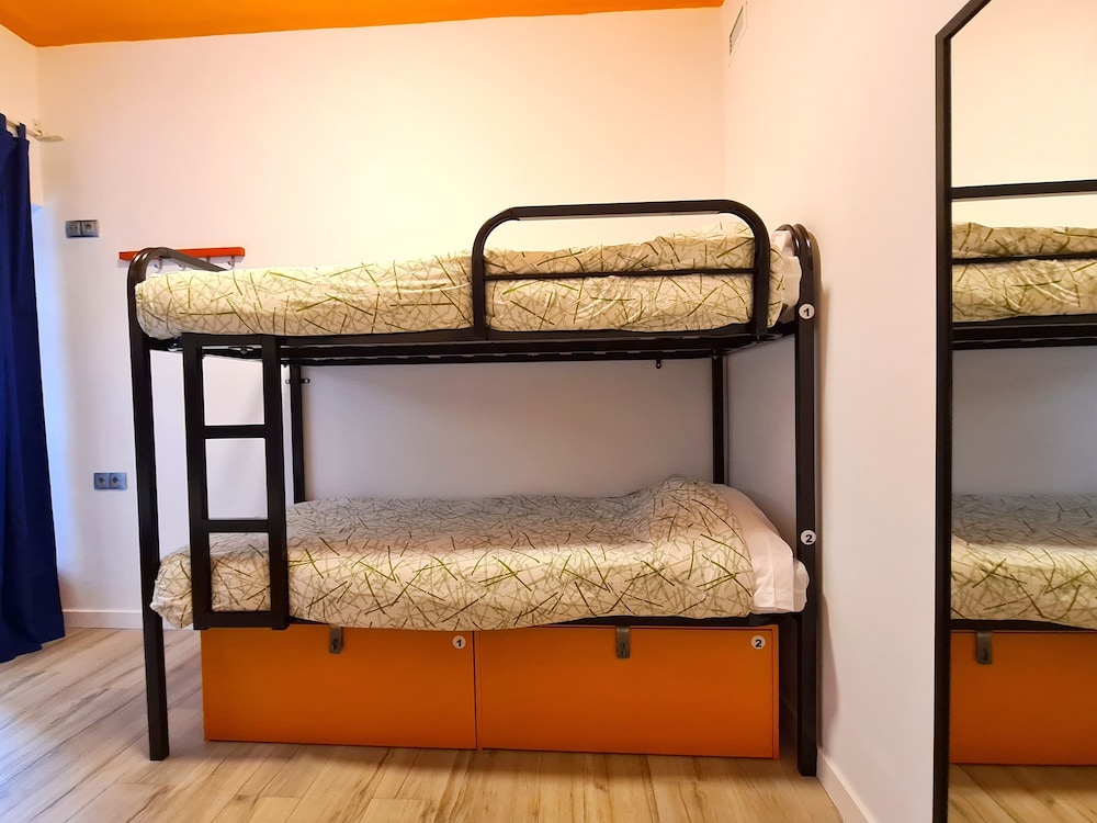 Gracia City Hostel 16/26