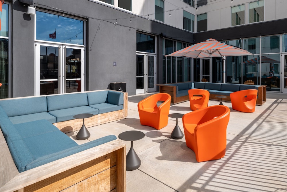Aloft Austin South 16/28