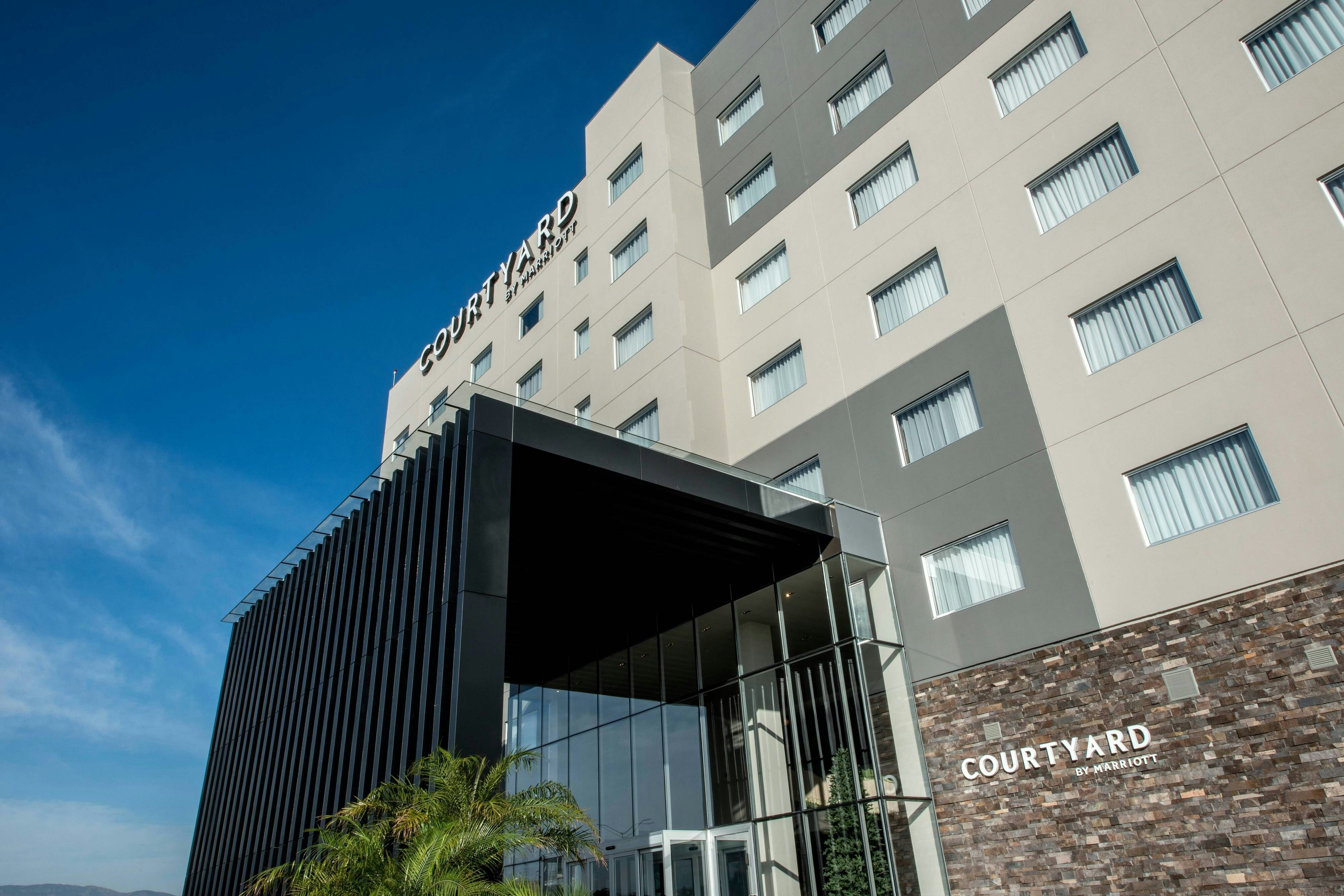 Courtyard By Marriott San Luis Potosi Los Lagos 2/46