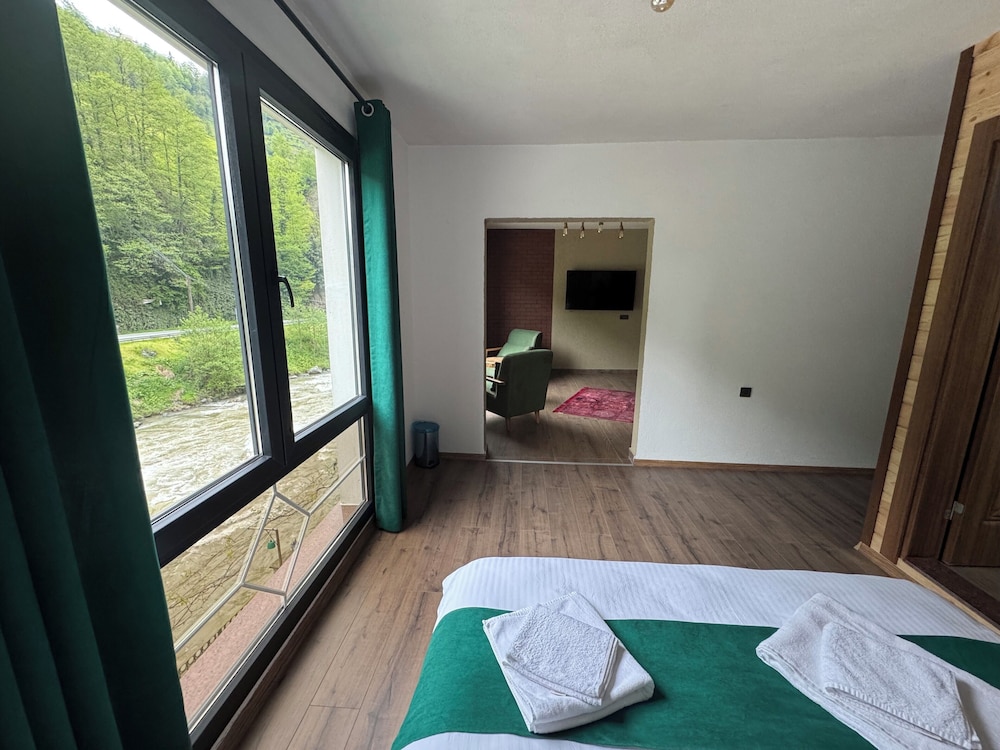 Room at Navi Suit Ayder, CAYELI