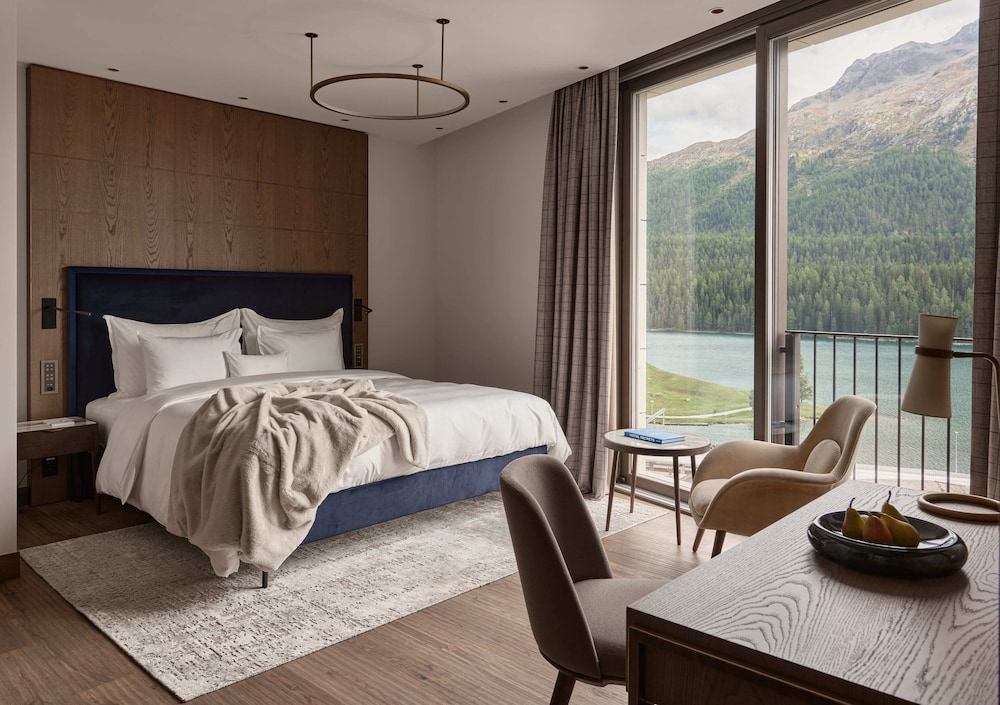 Grace, Deluxe, King Bed